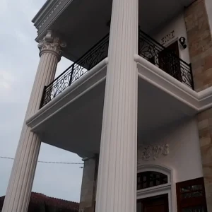 RUMAH KLASIK MODERN