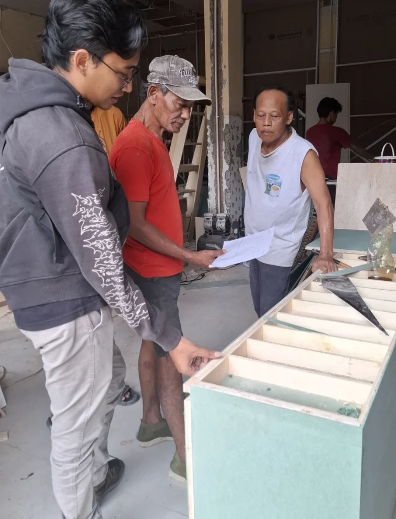 proses konstruksi interior